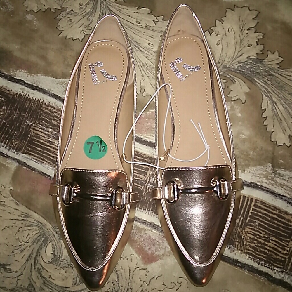 Ladies shoes